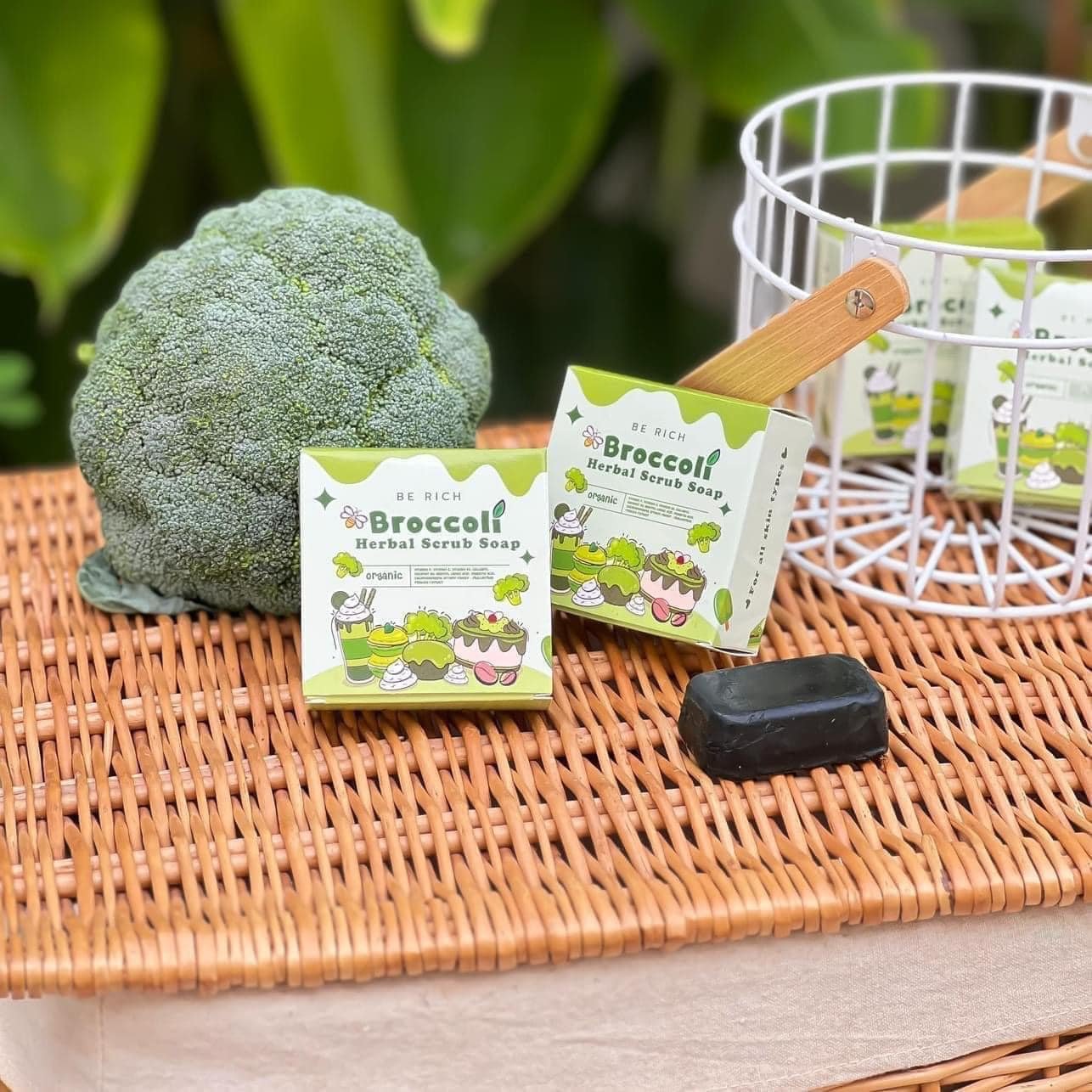 Be Rich Broccoli Herbal Scrub Soap