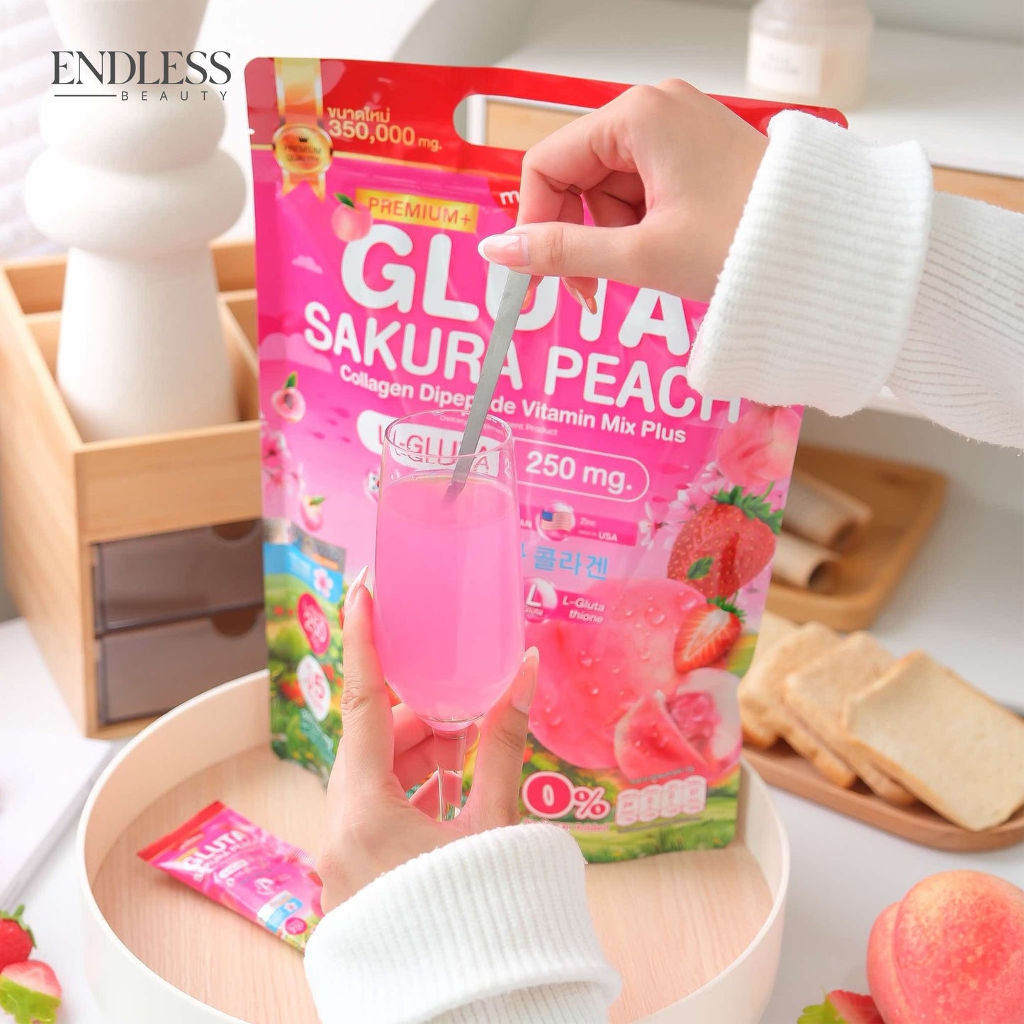 Gluta Sakura Peach Collagen Dipeptide Vitamin Mix Plus