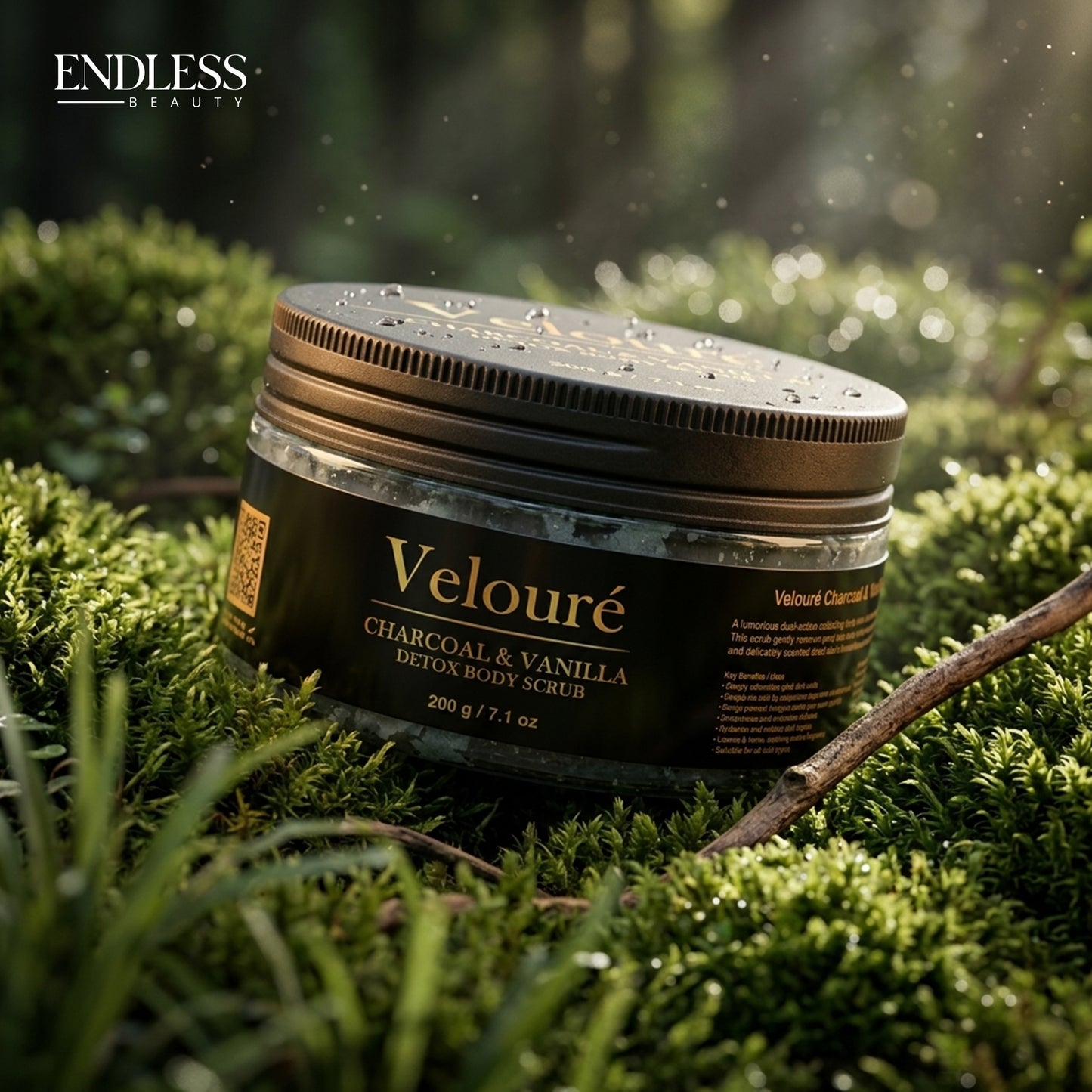 Veloure Charcoal & Vanilla Detox Body Scrub